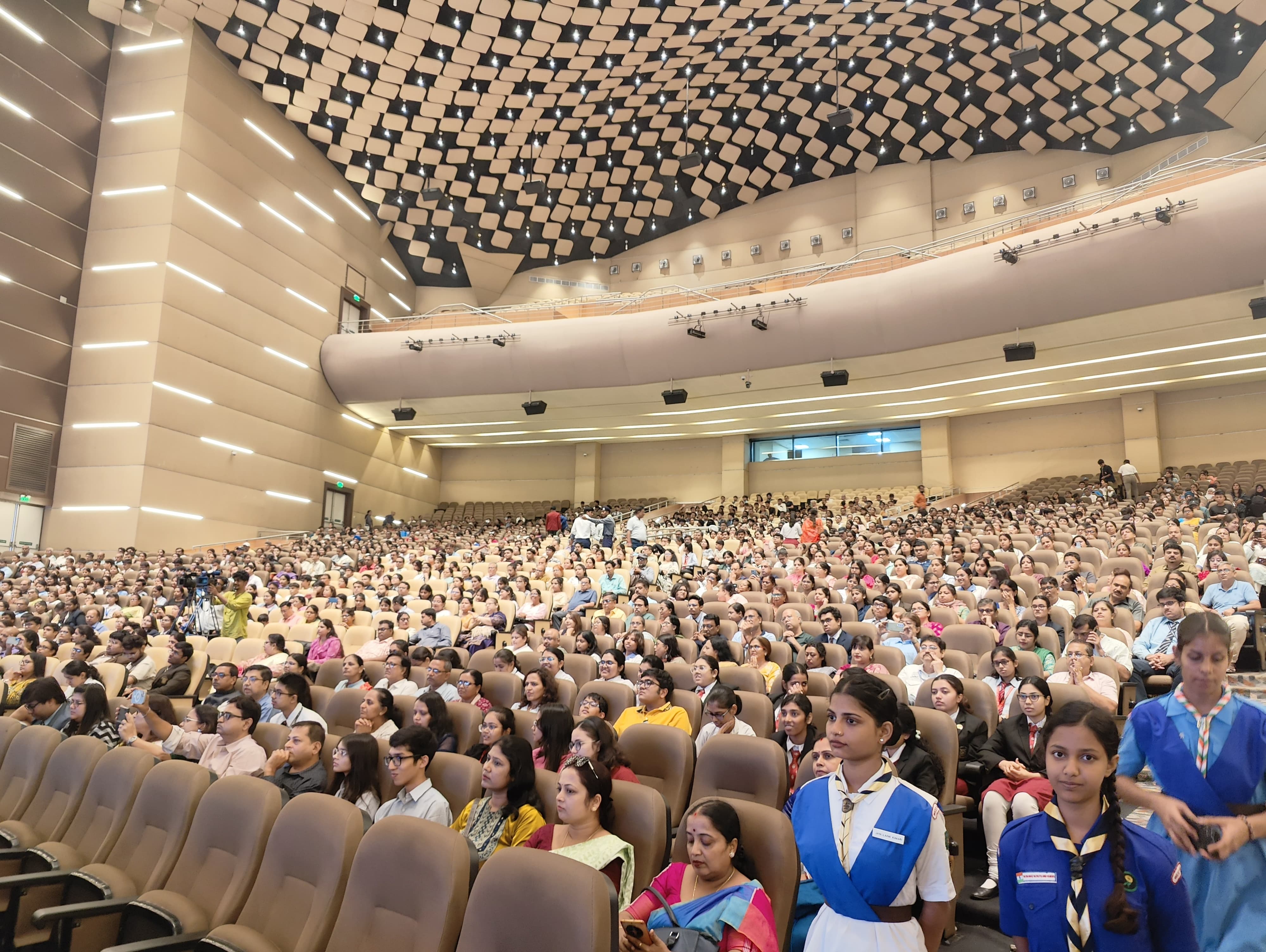 CMD, GRSE AS CHIEF GUEST AT MEDHA SAMMAN 2025, ORGANISED BY TAAZA TV, KOLKATA ON 21 JUN 25 - Thumbnail